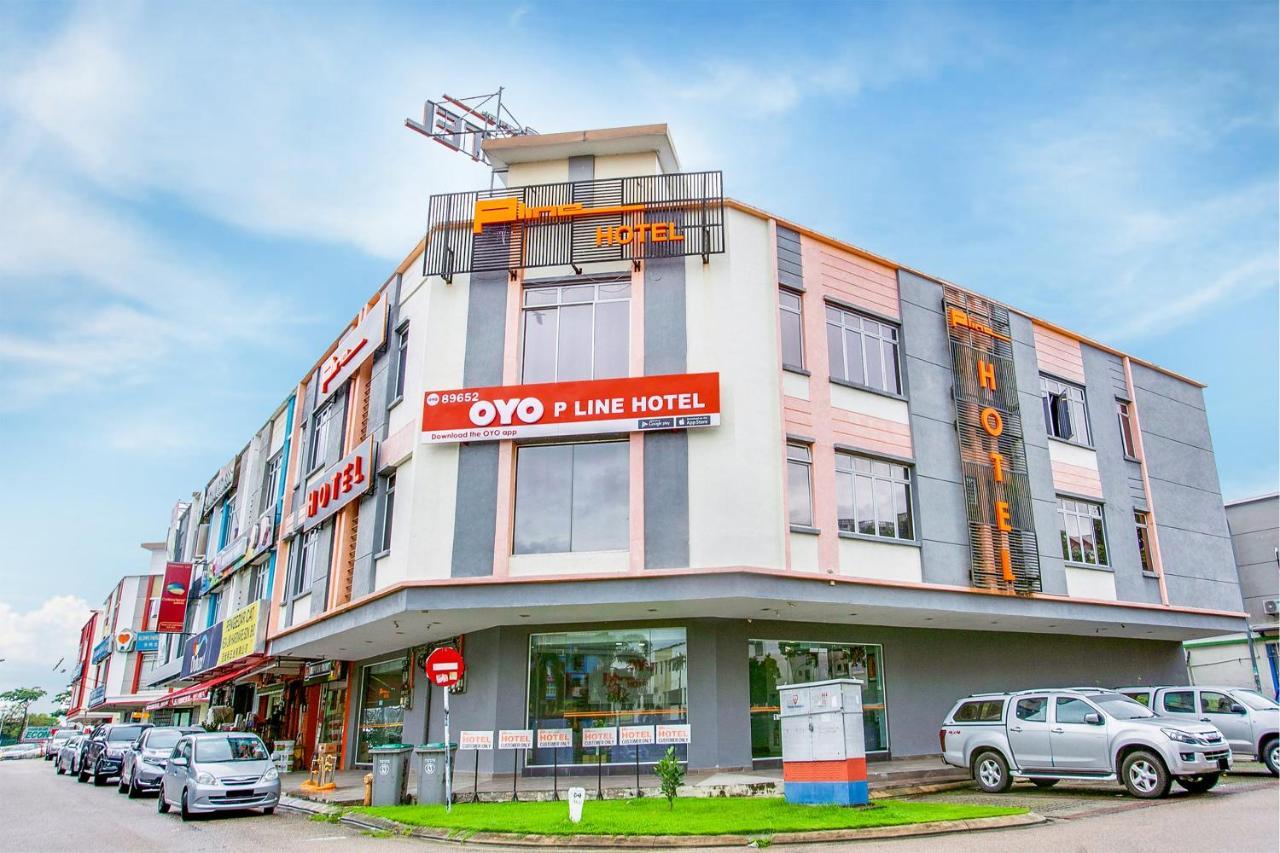 جوهر بهرو Oyo 89652 P Line Hotel المظهر الخارجي الصورة